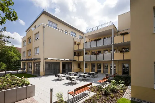 Pflegeapartment Edingen-Neckarhausen - Heidelberg (Unverb. Illustration)