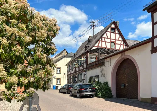 Eberbacher Hof - Rheingau-Taunus (Landkr.) (Unverb. Illustration)